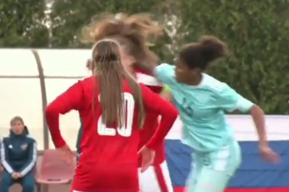 NEMA KOD NJIH SIMULIRANJA I VALJANJA NA TERENU: Fudbalerke se žestoko pesničile tokom meča!