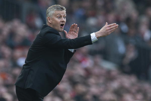 SOLSKJER RASPALIO PO IGRAČIMA, A POTKAČIO JE I MURINJA: Sve se treslo od Norvežaninovih kritika!