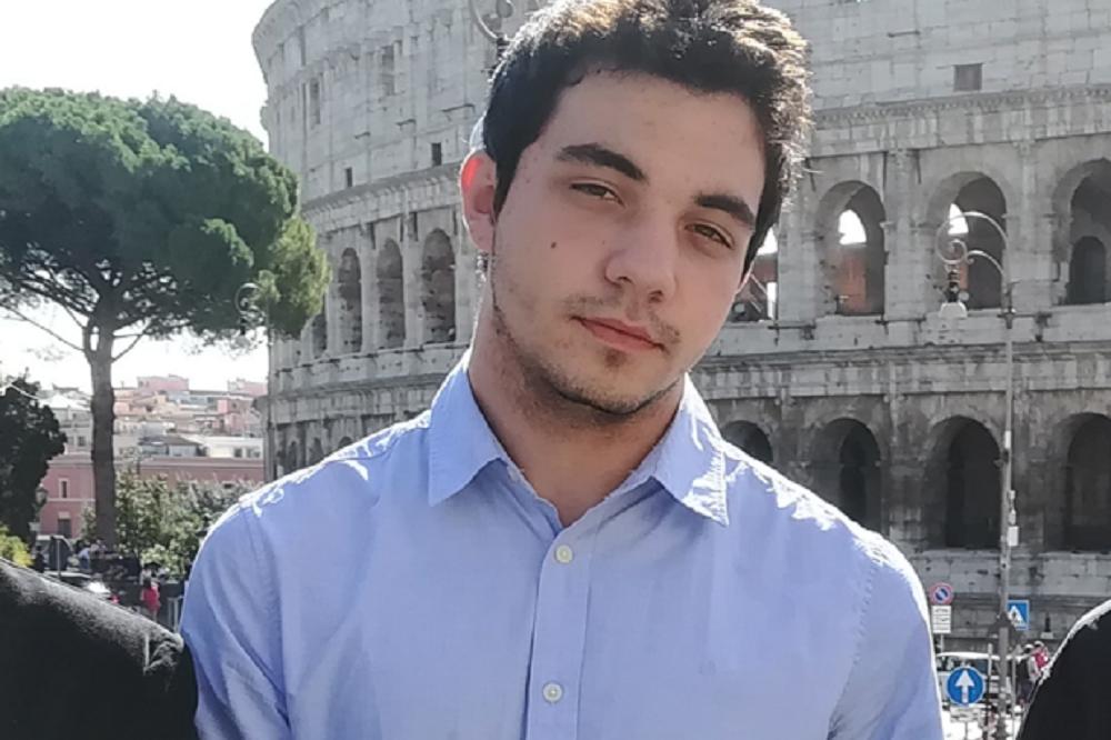 PAVLE CVEJIĆ JE SLOBODAN ČOVEK - IZAŠAO JE IZ ZATVORA! Sud je oslobodio i ostale uhapšene demonstrante