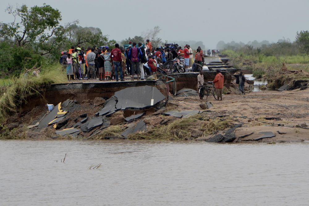 CIKLON IDAI STVORIO JE OKEAN NA KOPNU! Ovakva prirodna katastrofa u Africi odavno nije viđena (VIDEO)