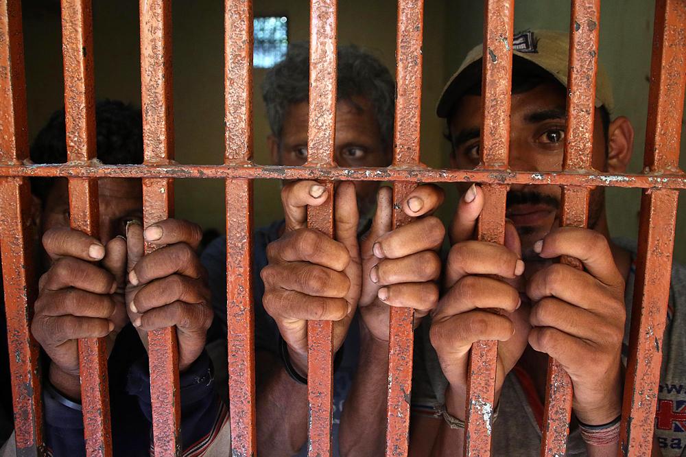 NIJEDAN ADVOKAT NIJE ŽELEO DA BRANI BRAĆU: Ono što su uradili svojoj sestri (12) je nezamislivo užasno