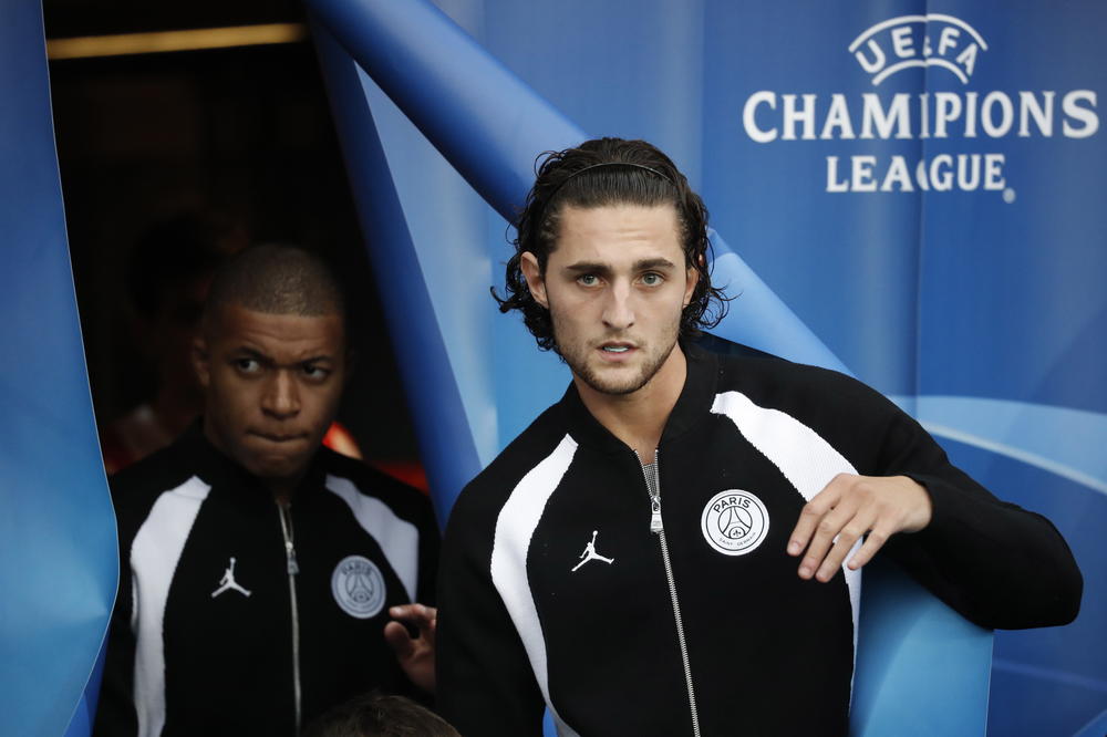 MAJKA ZACVILELA ZBOG SINA, FRANCUSKA U ŠOKU: Rabio je zatvorenik PSŽ, uskoro će mu dati samo hleb i vodu!