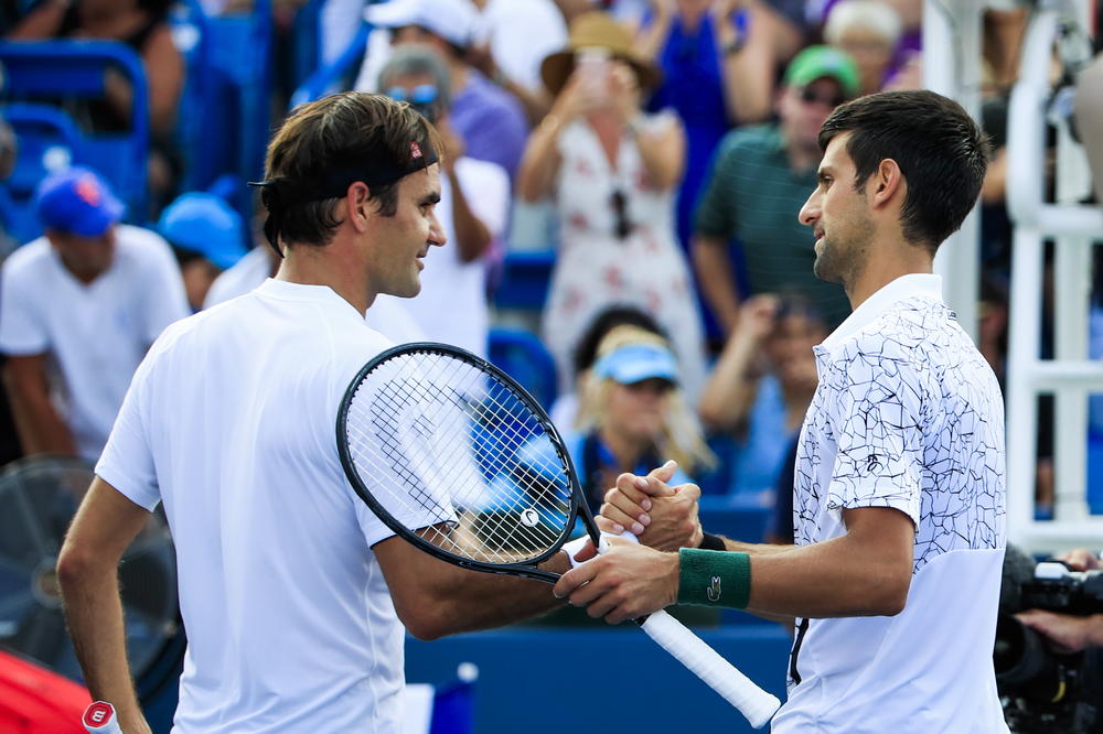 FEDERER NE MOŽE DA NE ISPROZIVA ĐOKOVIĆA ZBOG USPEHA: Lakše je danas osvojiti četiri Gren slema u nizu nego ranije!