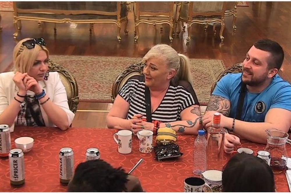 KO ZNA NA KAKVE SI TI BURGIJE NAVIKLA KAD TI JE MOJ PREMALI: Nikola ostavio u šoku učesnike veličinom SVOG PONOSA