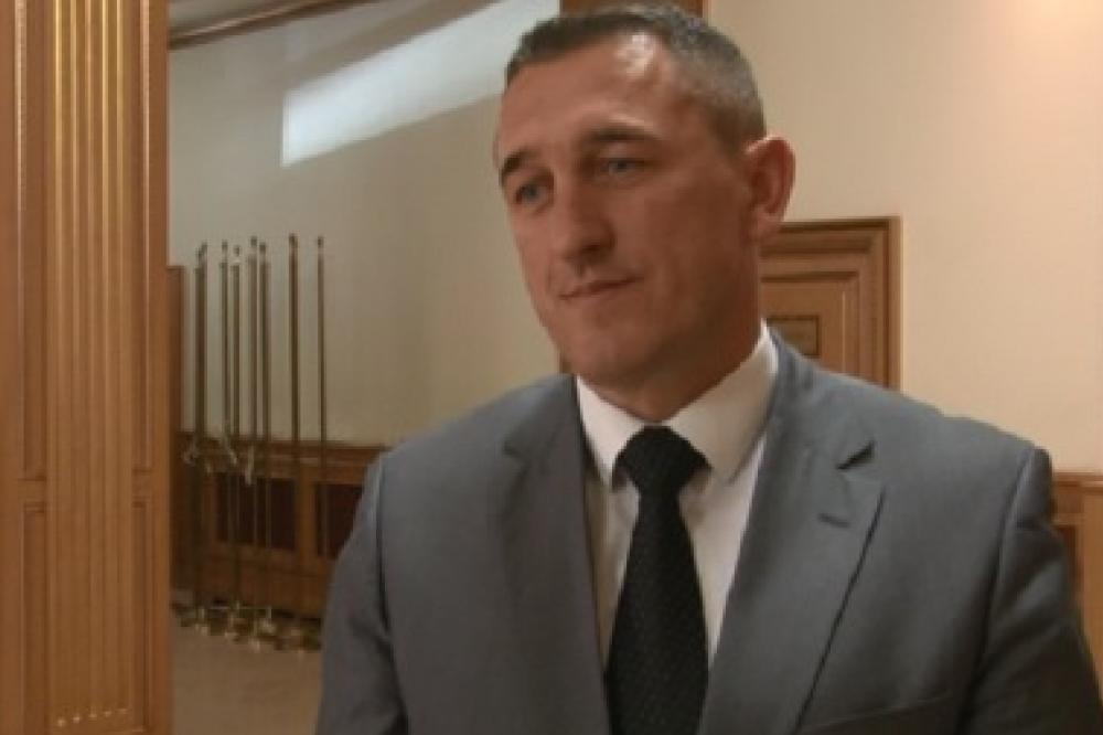 PODNETA TUŽBA PROTIV RAŠIĆEVOG SINA ZBOG TUČE U LAPLJEM SELU: Oglasila se i advokatica I. M.