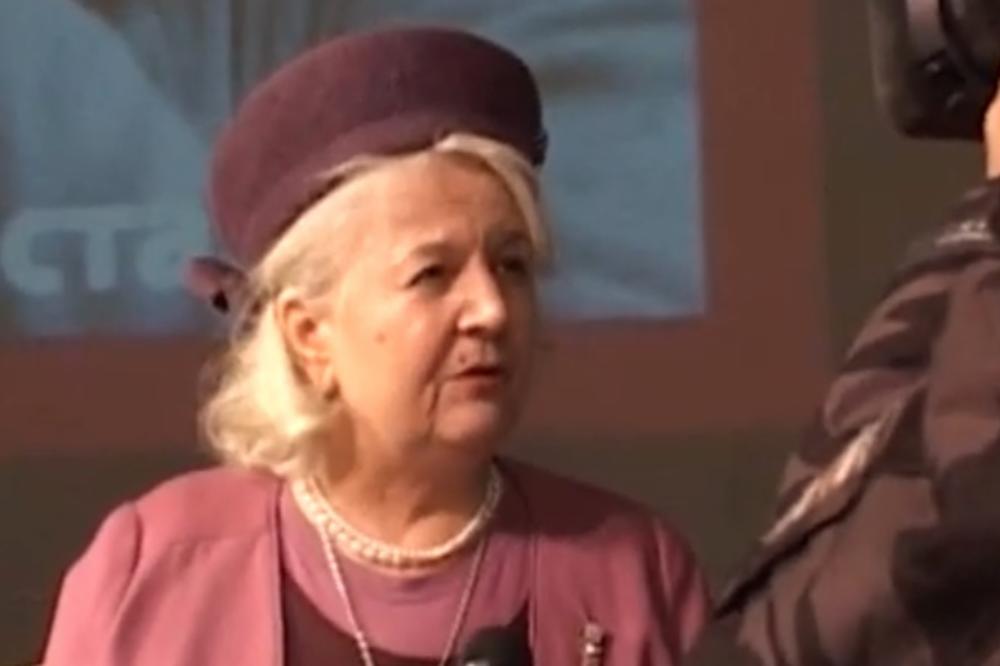 TUGA U ALEJI ZASLUŽNIH GRAĐANA NA NOVOM BEOGRADU: Sahranjena Grozdana Olujić