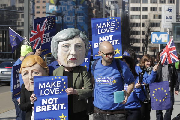 ODLOŽEN BREGZIT: Ako se Britanija sada ne usaglasi o sporazumu, izlazak iz EU biće HAOTIČAN