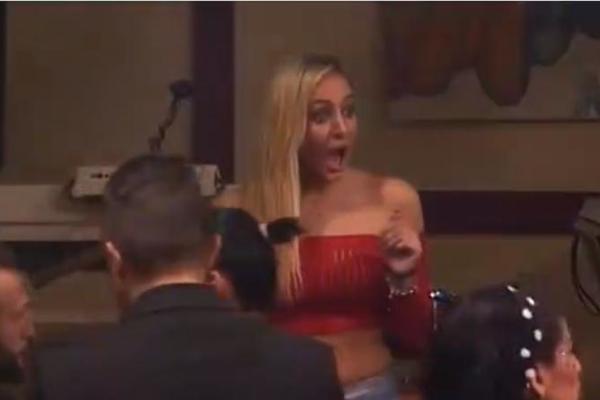 NOVI BLAM LUNE ĐOGANI: Htela da se OPRAVDA PRED SVIMA, pa napravila TAKAV LAPSUS da ćete crći od smeha!