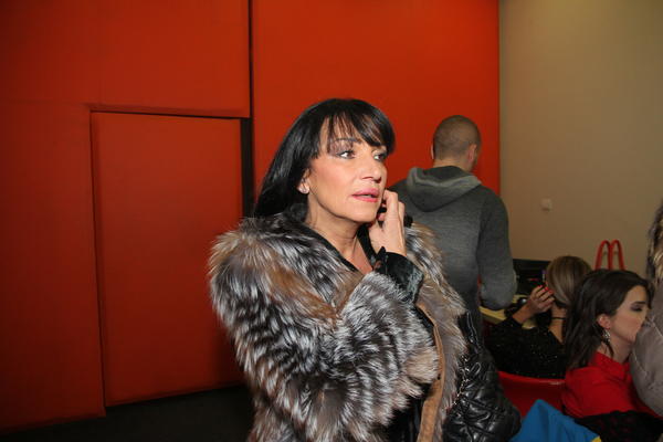 JEZIVI SNIMCI S MESTA GDE JE IZGOREO AUTO GOCE BOŽINOVSKE: Delovi svuda po putu, IZGORELA TRAVA, srušena bandera...