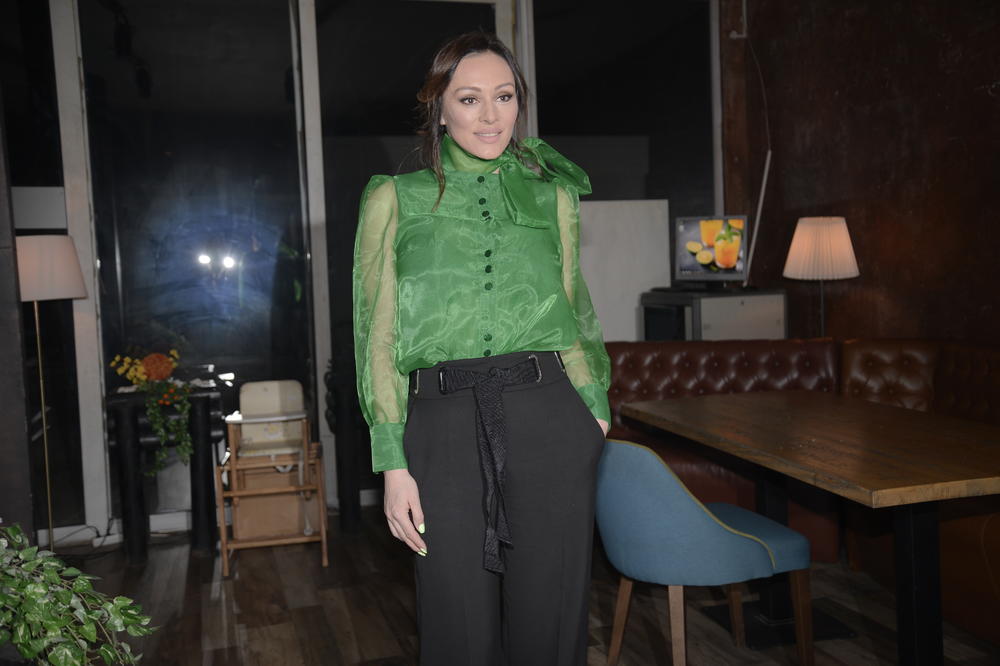 ZAMALO DA I ANABELA BUDE SNAJKA DINASTIJI KARIĆ: Da li ste znali da je bila U LJUBAVI s ovim biznismenom?