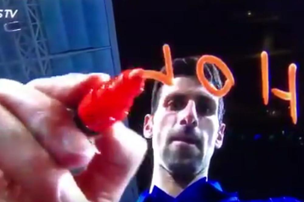 Novak napisao na španskom poruku na kameri i oduševio ceo Majami!