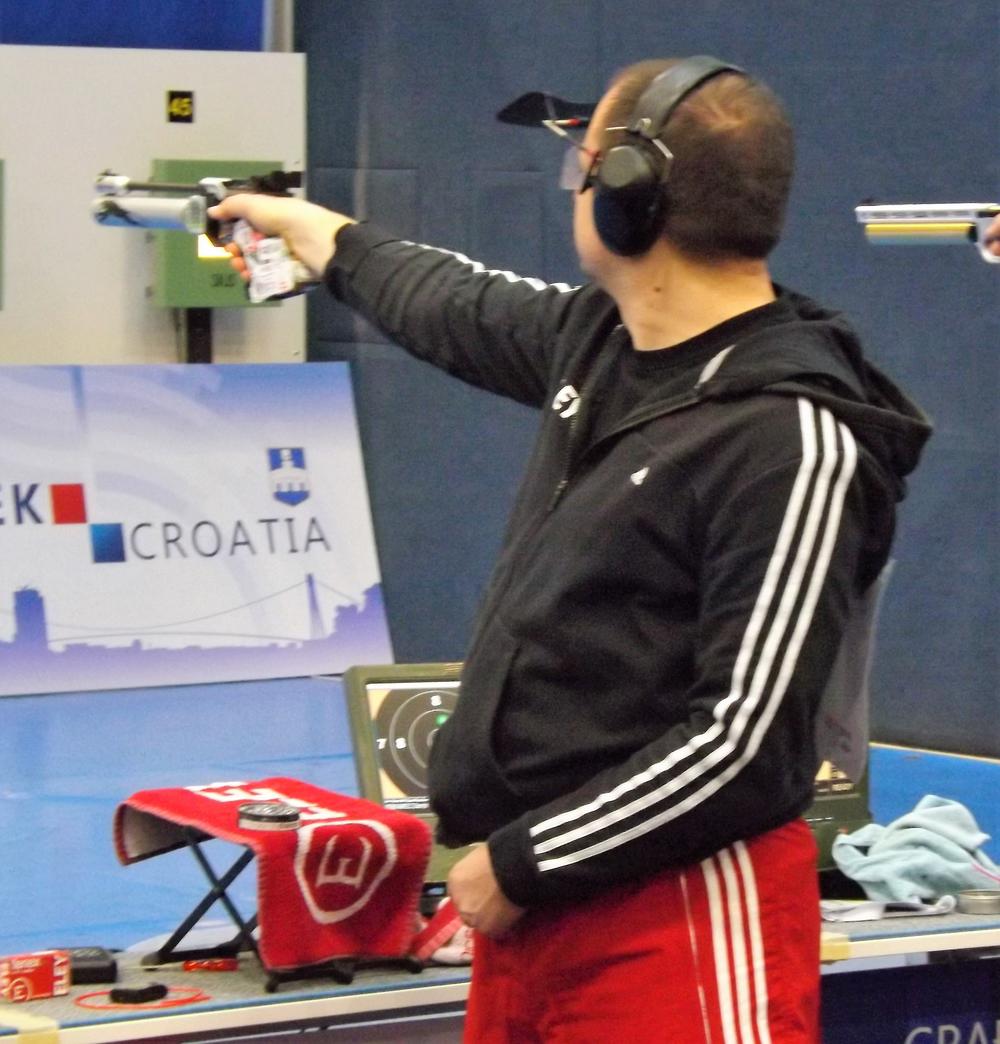 Damir Mikec u akciji