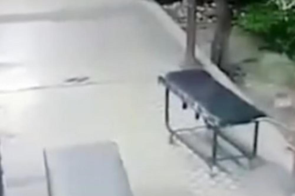 OVAJ JEZIVI PRIZOR NIKO NE UME DA OBJASNI: Nadzorna kamera u bolnici zabeležila nešto STRAVIČNO! (VIDEO)