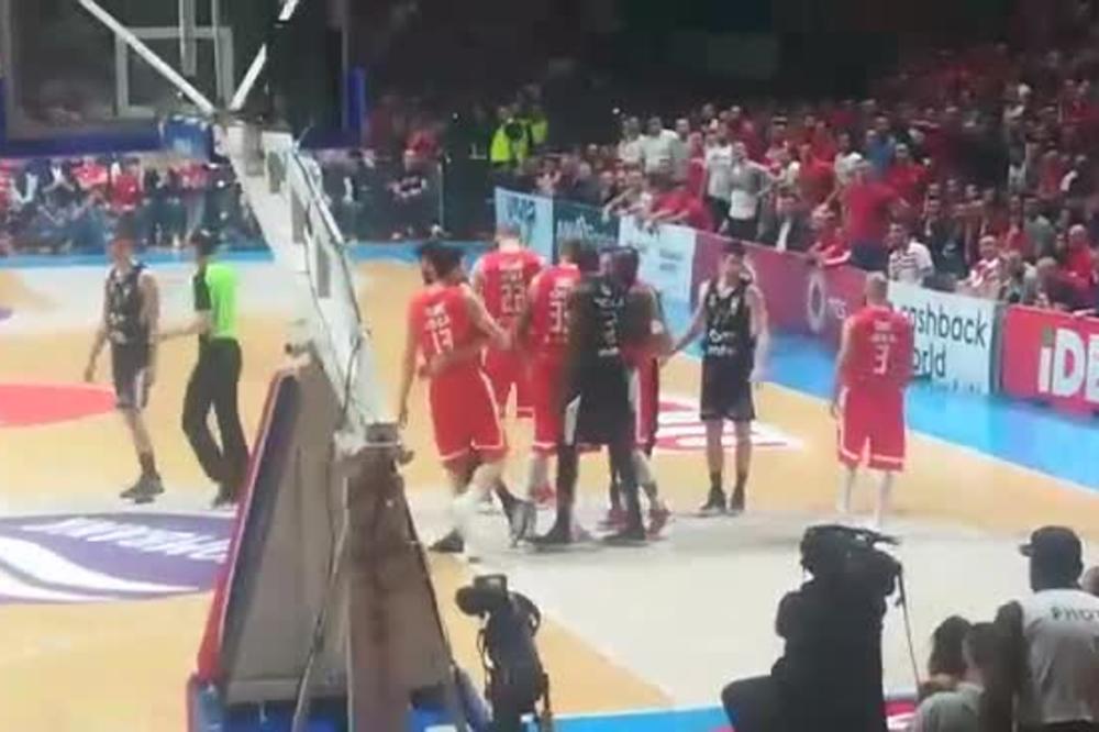 VANJA MARINKOVIĆ I KEJ SI RIVERS U KLINČU, DELIJE JEDVA DOČEKALE: Zaorila se gadna prozivka za beka Partizana!