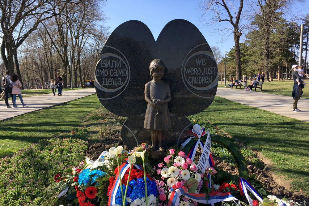 DOBRA VEST! Vraćena bista Milice Rakić