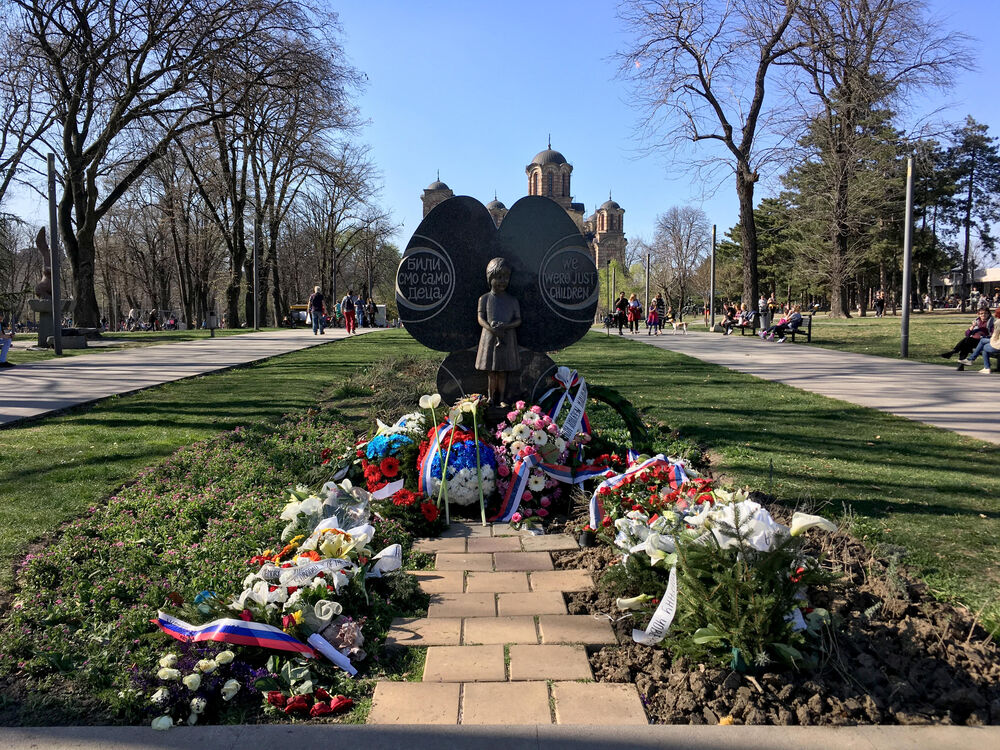 spomenik milici rakic, Milica Rakić