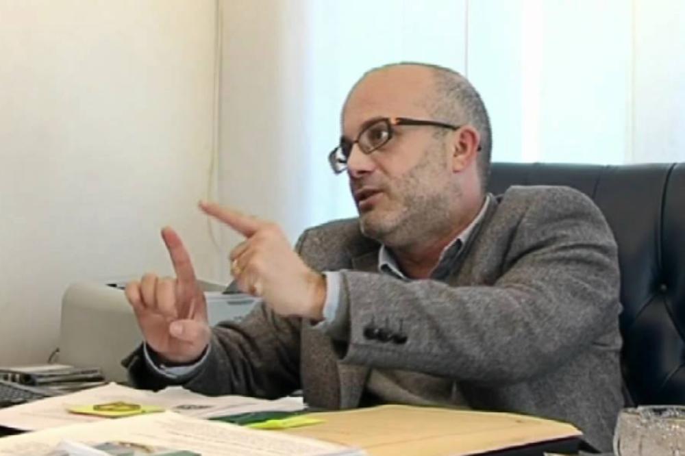 DOKAZAO SAM DA URANIJUM IZ BOMBI UBIJA I POSLE 20 GODINA: Italijanski advokat ČVRSTO UZ SRPSKI NAROD!