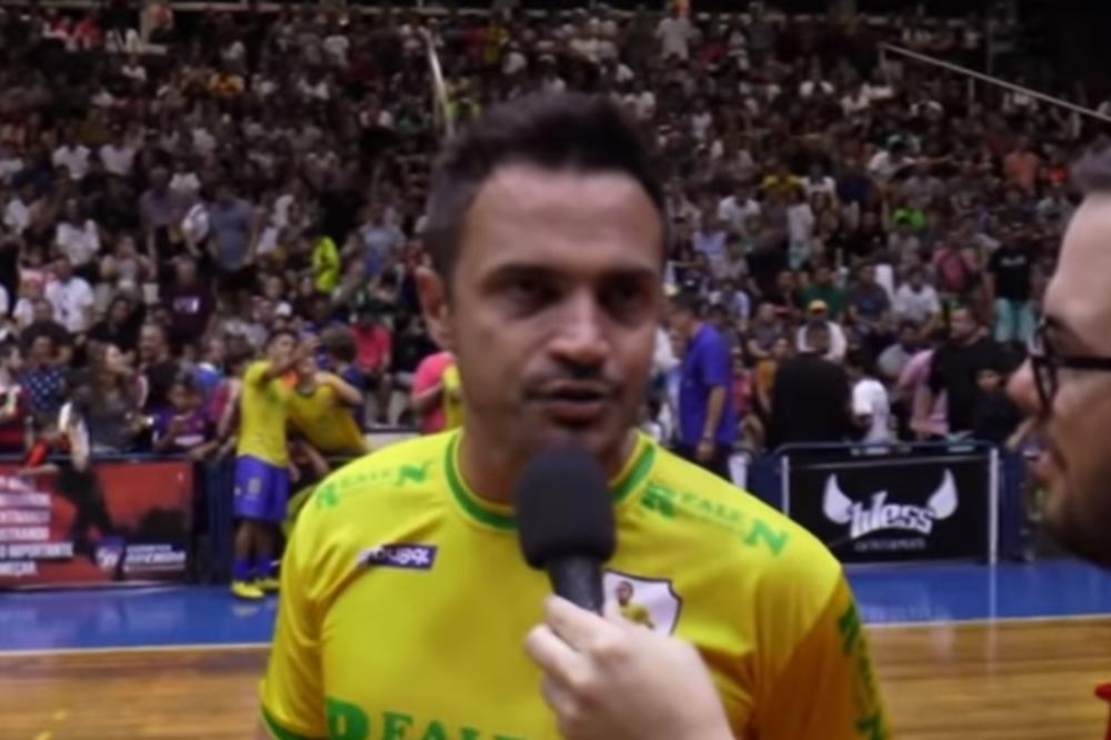 DOK LJUDI UMIRU, VI ŽONGLIRATE TOALET PAPIR: Reči legende koje svako mora ozbiljno da shvati!