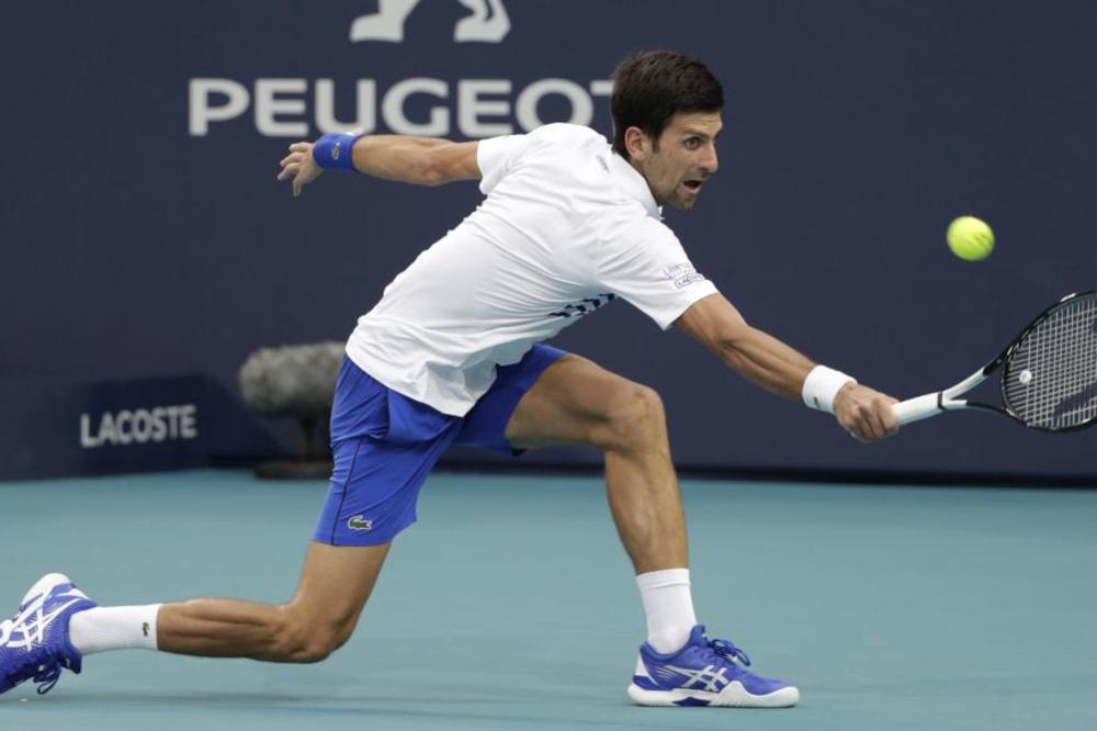 NOVAK LJUT NA SEBE: Izgubio sam fokus, povukao sam se! Morao sam bolje da igram!
