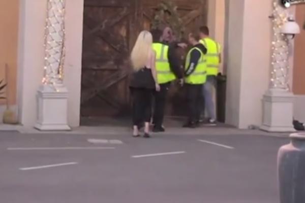 JELENU KRUNIĆ IZBACILI IZ RIJALITIJA: Starleta ŽESTOKO IZUDARALA takmičarku, pa napustila Zadrugu! (VIDEO)