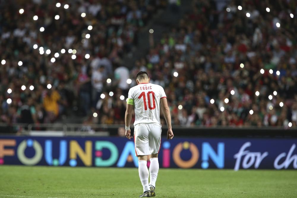 KAKO JE TADIĆ ZAVRŠIO SAMO U GAĆAMA POSLE MEČA: To je ostavilo ožiljke na nas - fudbal je bio beg od realnosti!