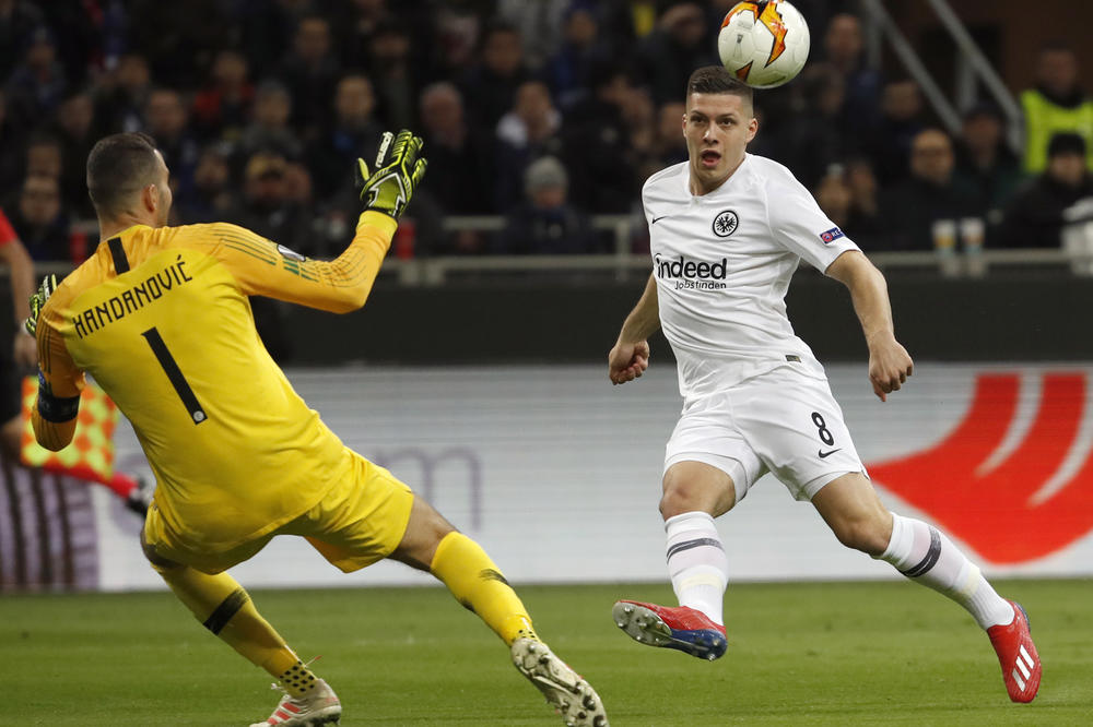 TO BI BILA NAJGORA OPCIJA ZA ZVEZDU: Stigla prva zvanična ponuda za Luku Jovića - 56 miliona evra!