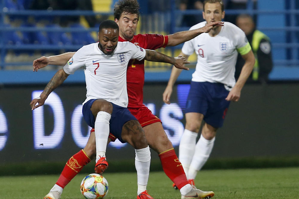 TUMBA KAŽE DA NIJE ČUO, ALI SAD SU ENGLEZI PUSTILI SNIMAK: Crnogorci će grdno nastradati zbog majmunskih krikova!