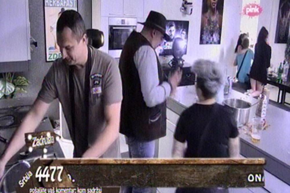 NAJVEĆE IZNENAĐENJE U ZADRUZI! ON se ipak VRATIO, ali morao je prvo na razgovor sa PSIHIJATROM!