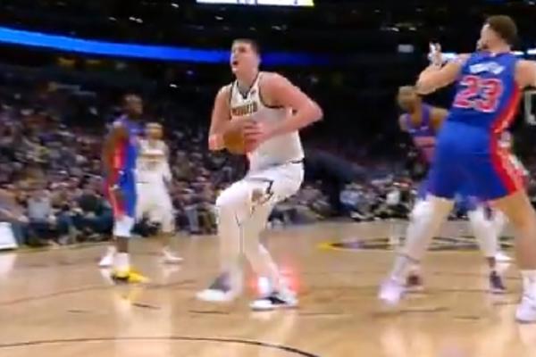 NISMO ZNALI DA JOKIĆ OVO MOŽE: Brutalno zakucavanje Srbina i to pored čoveka koji je poznat po lomljenju obruča!