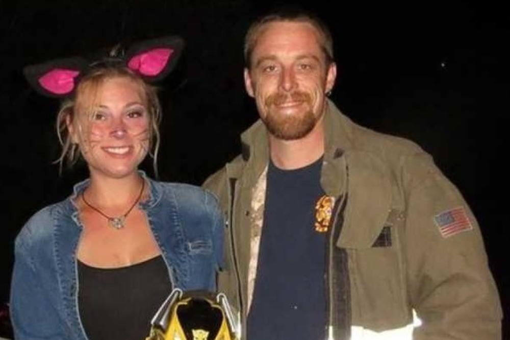 DOŽIVEO JE SVOJ NAJGORI KOŠMAR: Vatrogasac došao na poprište nesreće i shvatio da su ONI ŽRTVE POŽARA! (FOTO)