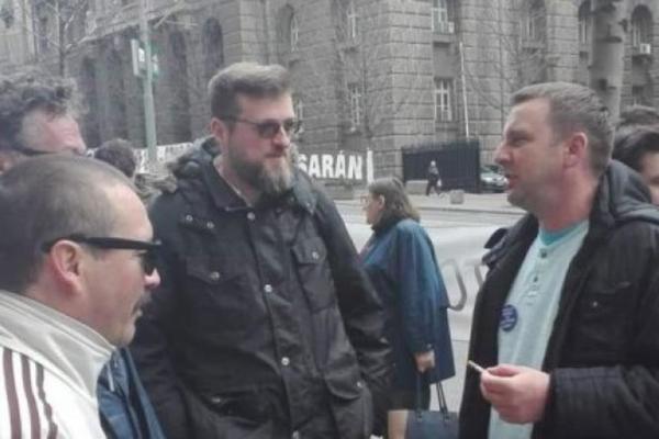 ZA ZLO U ŠVAJCARCIMA JE ZADUŽENA BIVŠA VLAST: I Nogo protestuje protiv kredita u francima!