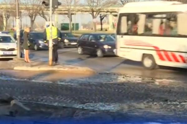 OVUDA NE IDITE AKO NE MORATE! Na Banovom brdu kolaps, ADA JE TOTALNO ODSEČENA OD GRADA (FOTO)