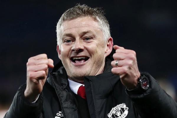 NAVIJAČI JUNAJTEDA BESNE: Solšer će najverovatnije voditi sa klupe "crvene đavole" protiv Totenhema!