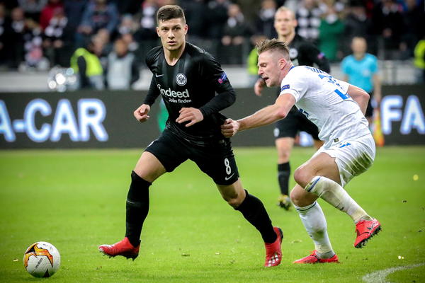 DA SE ODMAH FOKUSIRAO NA TEREN, VEĆ BI NAPRAVIO TOP KARIJERU: Bivši igrač Zvezde otkrio pikanterije o Luki Joviću!