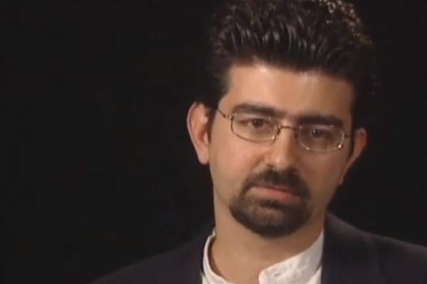 OVAJ ČOVEK JE NOVI SOROŠ, ALI JOŠ OPASNIJI I OKRUTNIJI: Živi tiho i povučeno, a NA OVAJ NAČIN VLADA IZ SENKE!