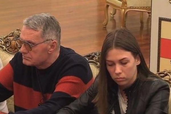 MILOJKO SE KONAČNO ŽENI, MILIJANA PALA U ZABORAV! Negovateljica se UVUKLA u dom, zavela Milojka, SLEDI VELIKI HAOS