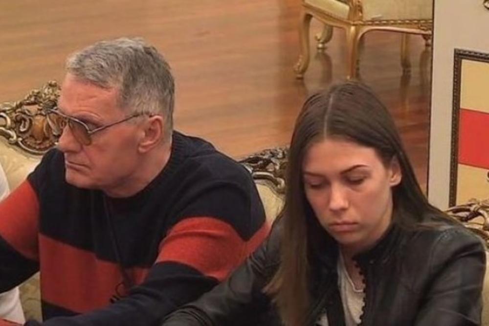 MILOJKO UPAO U SLAĐIN KREVET! Čiča se malo ZAIGRAO, Milijana nije mogla ništa! (VIDEO)