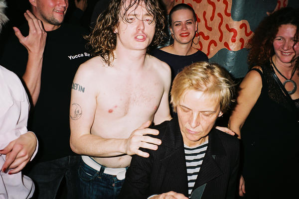 ALL PROS, NO CONS: Izložba Alekse Vitorovića u Domu omladine Beograda