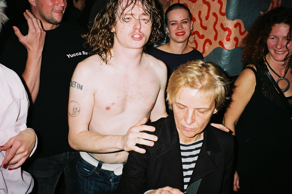 ALL PROS, NO CONS: Izložba Alekse Vitorovića u Domu omladine Beograda