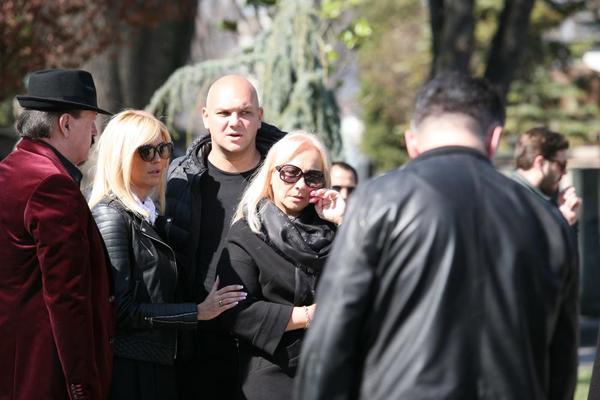 GOCA ŠAULIĆ SE SLOMILA NA PITANJE O POKOJNOM SUPRUGU: Otkrila kako podnosi praznike bez ŠABANA, jako EMOTIVNO