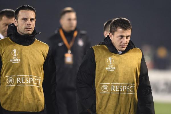 TOŠIĆ POTPISAO, SAŠA ILIĆ I OSTOJIĆ ODBILI I TRAŽE ISPLATU: Partizanu i dalje visi Evrope, treba im pola miliona!