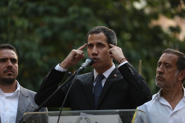 MADURO ZABRANIO LIDERU OPOZICIJE DA SE BAVI POLITIKOM 15 GODINA! Gvaido je odluku nazvao neustavnom