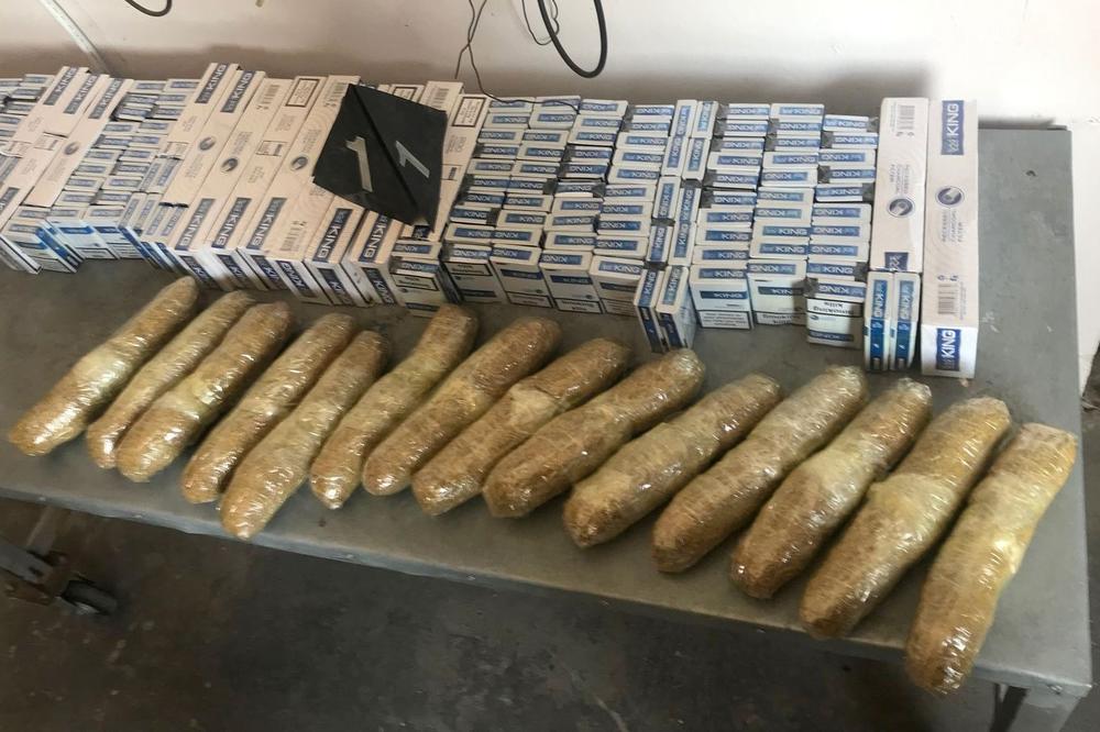 INSPEKTORI PORESKE POLICIJE SU ZAJEDNO S MUPOM U 2 ODVOJENE AKCIJE PRONAŠLI OVO: Sve nakon pregleda vozila!