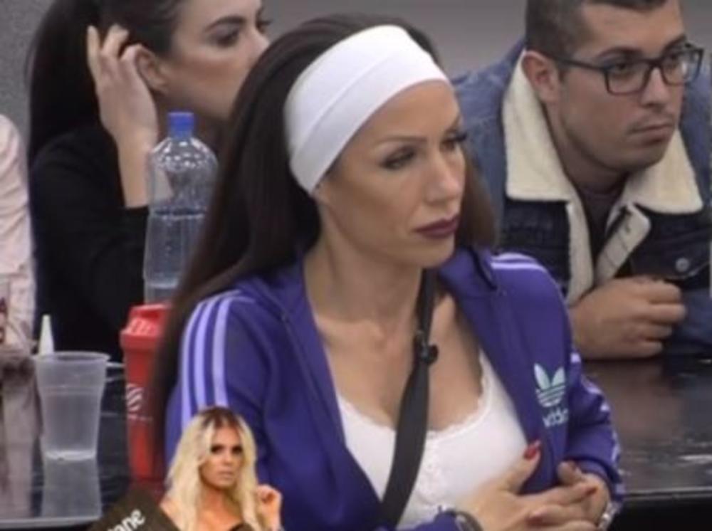 Žestoko odbrusila bivšem mužu