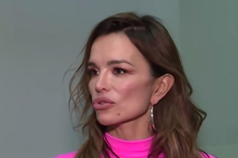 POTRESNI VIDEO ŠOKIRAO REGION Severina s maskom na licu ispred stana Milana Popovića: Satima čekam, ne dozvoljava