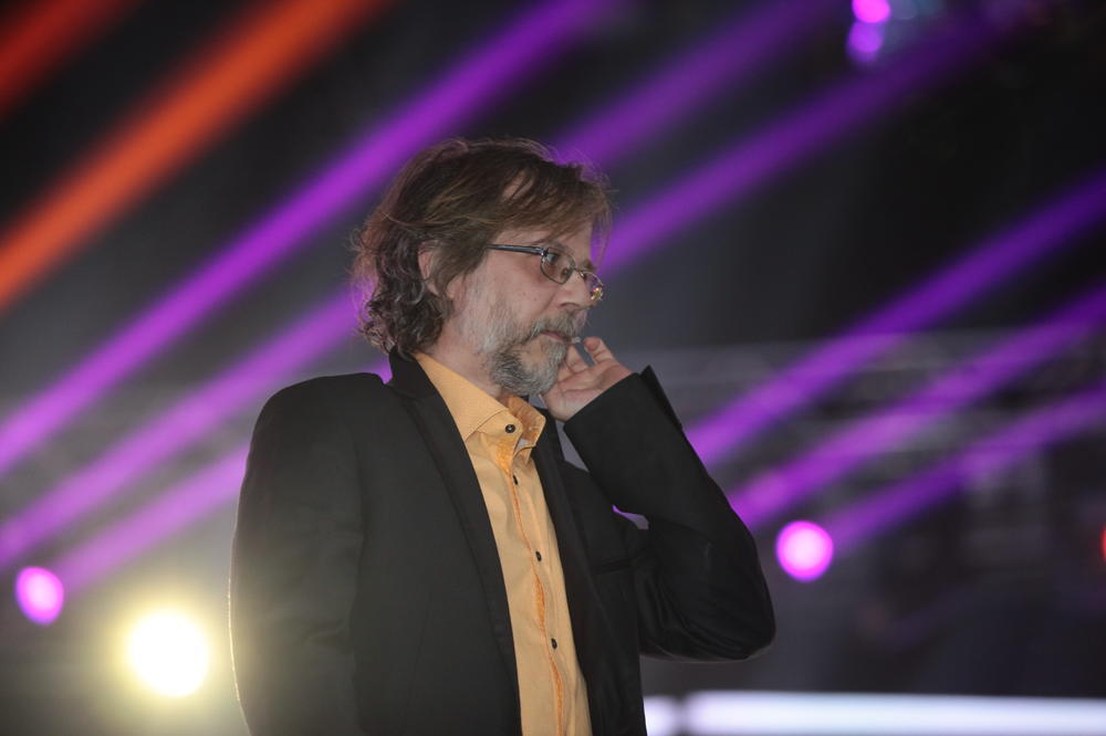 NJEMU OVO LETO NEĆE BITI PAKLENO! ŽIKA TODOROVIĆ KONAČNO U OČEVOJ KUĆI KRAJ MORA: Tamo je njegov MIR!