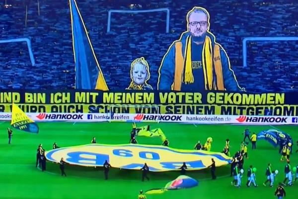 KOREOGRAFIJA NAVIJAČA DORTMUNDA OPET ZADIVILA SVET: Kada sam bio dete...