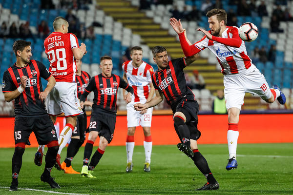 BIVŠI FUDBALER ZVEZDE PONOVO POKAZUJE SVOJU SVESTRANOST: Na šahovskom turniru je zauzeo visoko mesto!