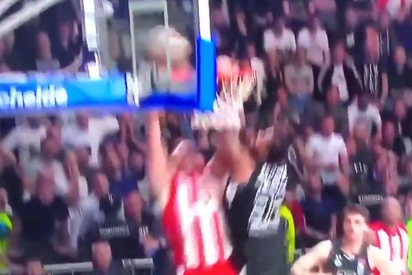 3 KLJUČNA MOMENTA ZA POBEDU PARTIZANA: Kad je Renfro zalepio Cirbesa na tablu, trojka Pejdža i skokovi Lendejla!