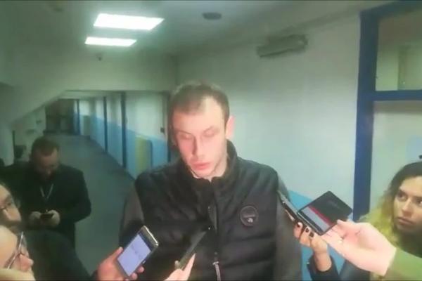 VELIČKOVIĆ PREKINUO DAVANJE IZJAVE: Morao je da zaustavi sve da bi očitao lekciju saigraču u svlačionici!